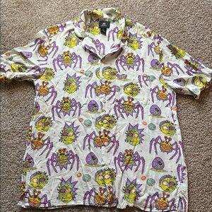 H&M White and Purple Casual Button Down Shirt with Playful Tiger Print